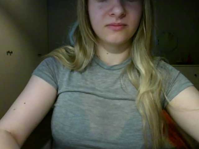 RosieJune live cam on BongaCams