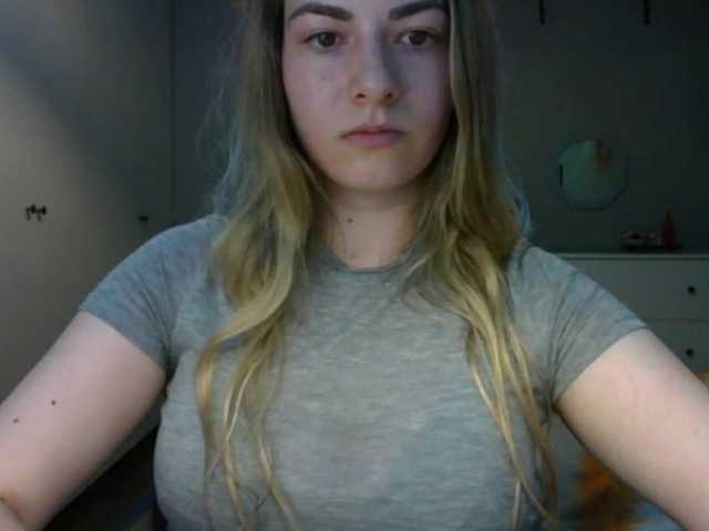 RosieJune live cam on BongaCams