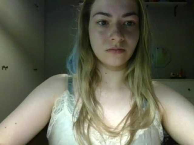 RosieJune live cam on BongaCams