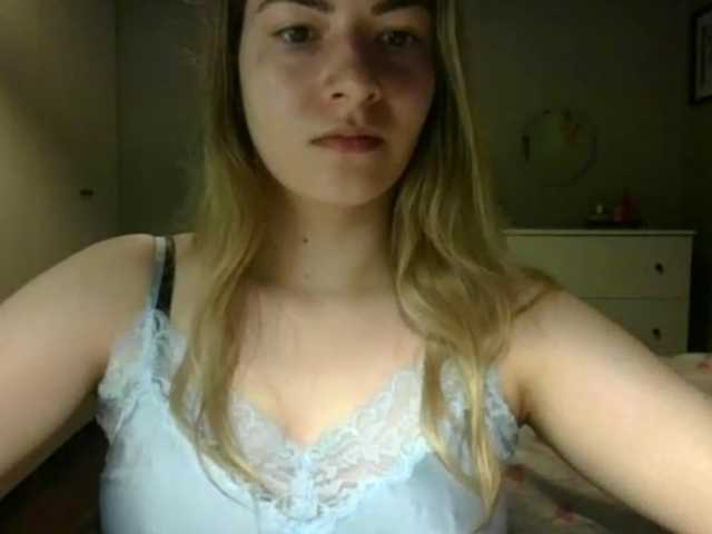 RosieJune live cam on BongaCams