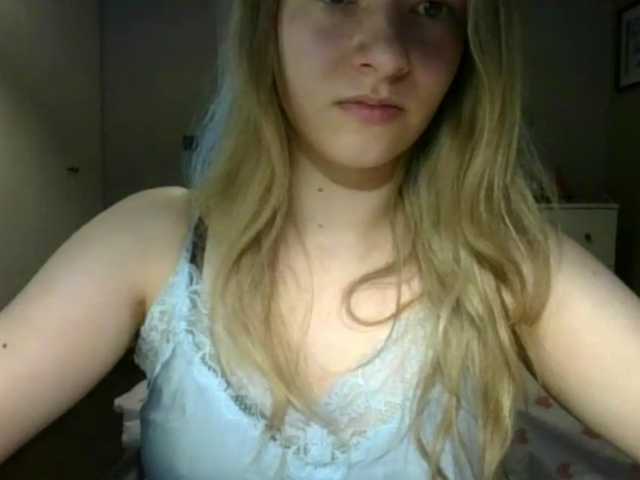 RosieJune live cam on BongaCams