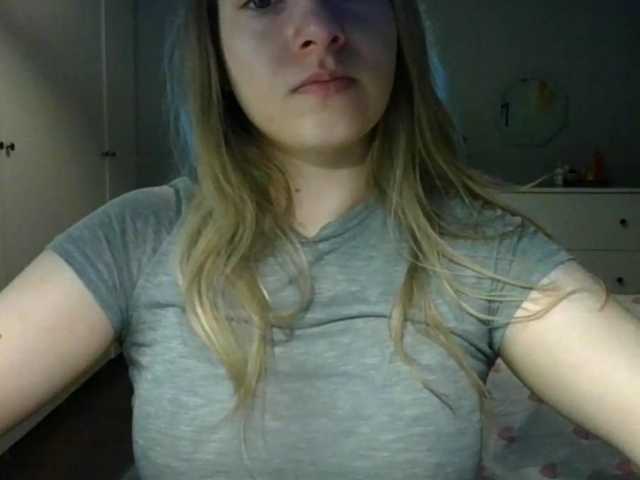 RosieJune live cam on BongaCams