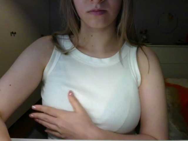 RosieJune live cam on BongaCams