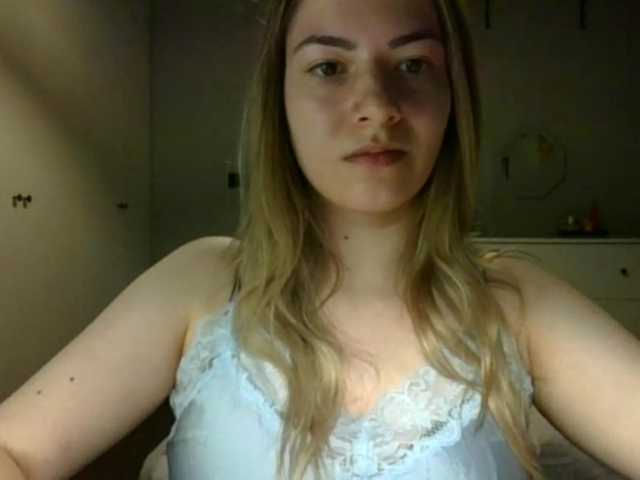 RosieJune live cam on BongaCams
