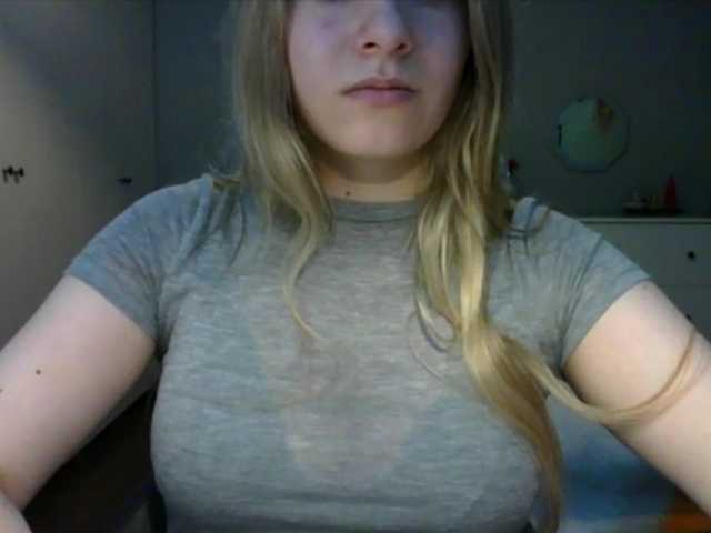 RosieJune live cam on BongaCams