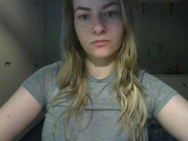 RosieJune live cam on BongaCams