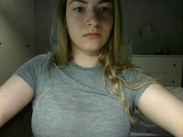 RosieJune live cam on BongaCams
