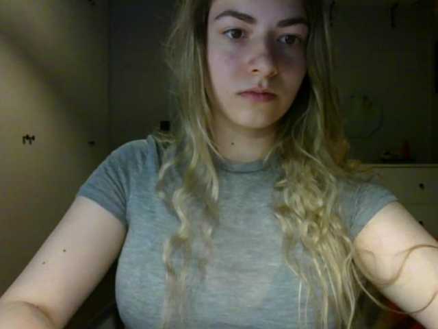 RosieJune live cam on BongaCams