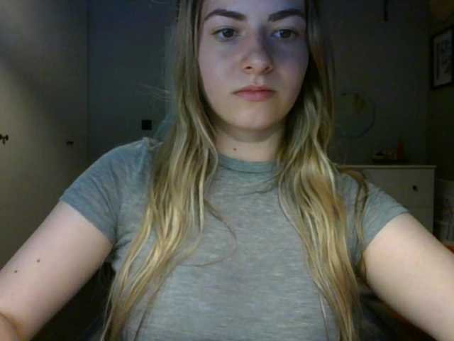 RosieJune live cam on BongaCams
