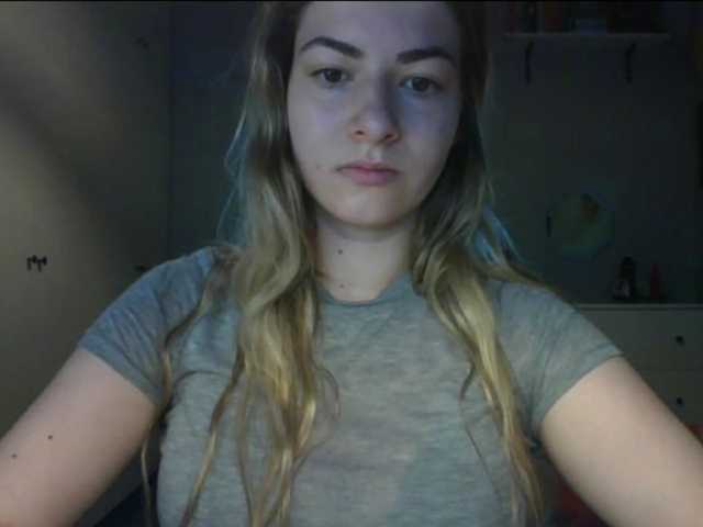 RosieJune live cam on BongaCams