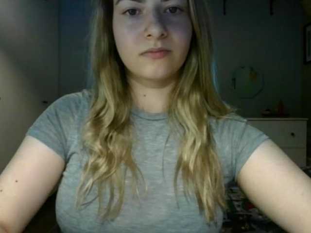 RosieJune live cam on BongaCams