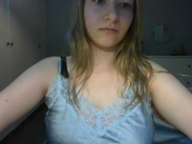 RosieJune live cam on BongaCams