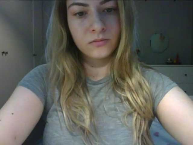 RosieJune live cam preview
