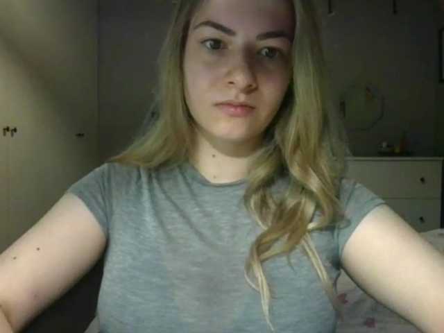 RosieJune live cam on BongaCams