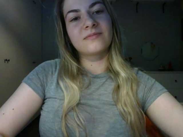 RosieJune live cam on BongaCams
