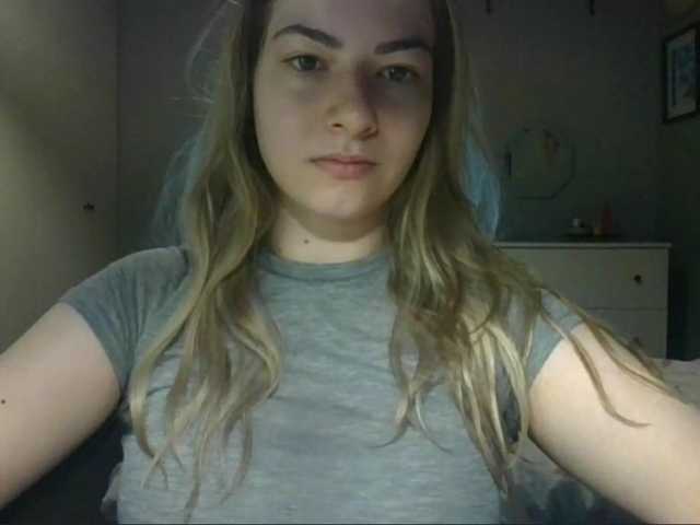 RosieJune live cam on BongaCams