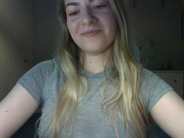 RosieJune live cam on BongaCams