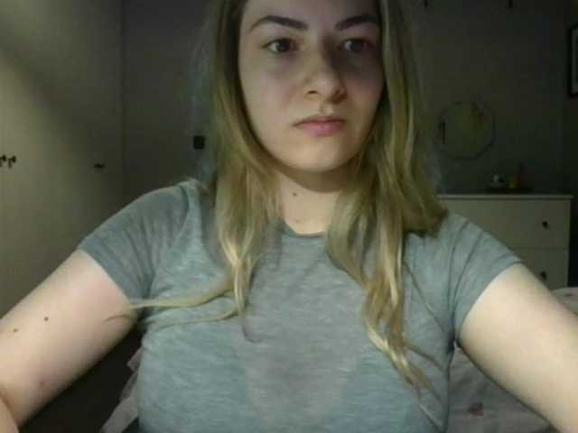 RosieJune live cam on BongaCams