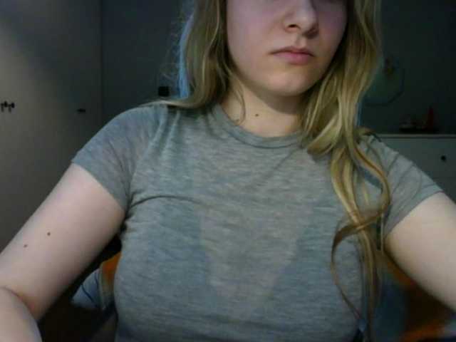 RosieJune live cam on BongaCams