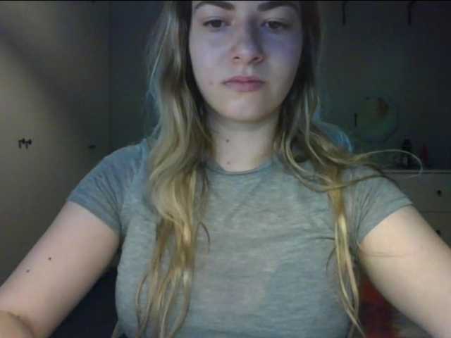 RosieJune live cam on BongaCams
