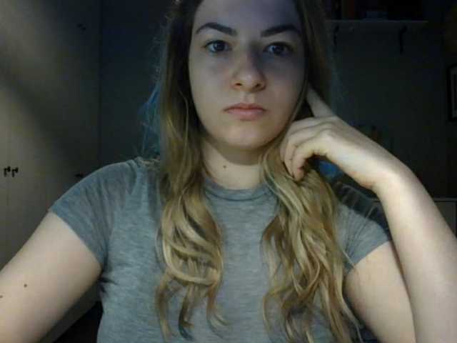 RosieJune live cam on BongaCams