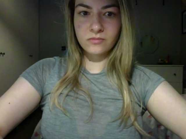 RosieJune live cam on BongaCams