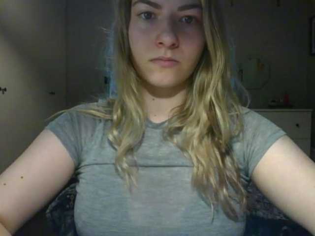 RosieJune live cam on BongaCams