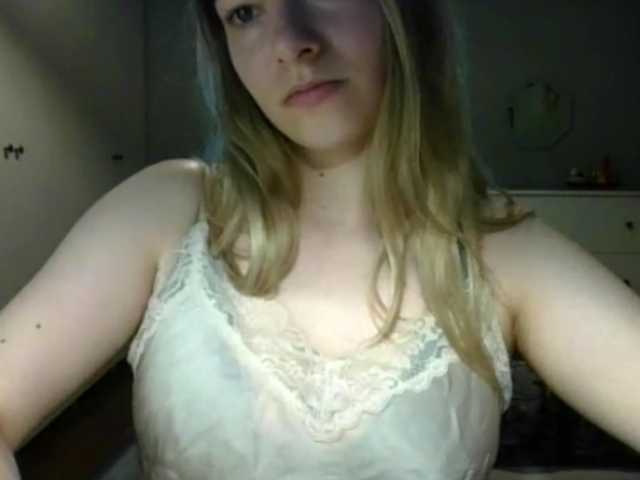 RosieJune live cam on BongaCams