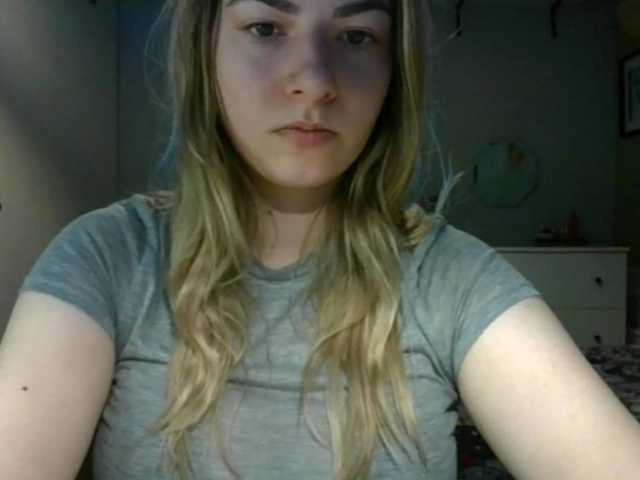 RosieJune live cam on BongaCams