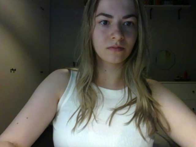 RosieJune live cam on BongaCams