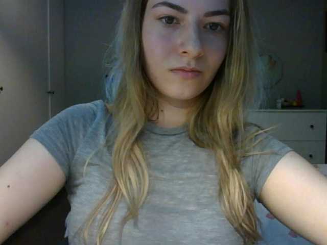 RosieJune live cam on BongaCams