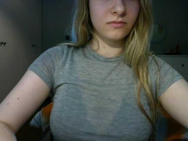 RosieJune live cam on BongaCams