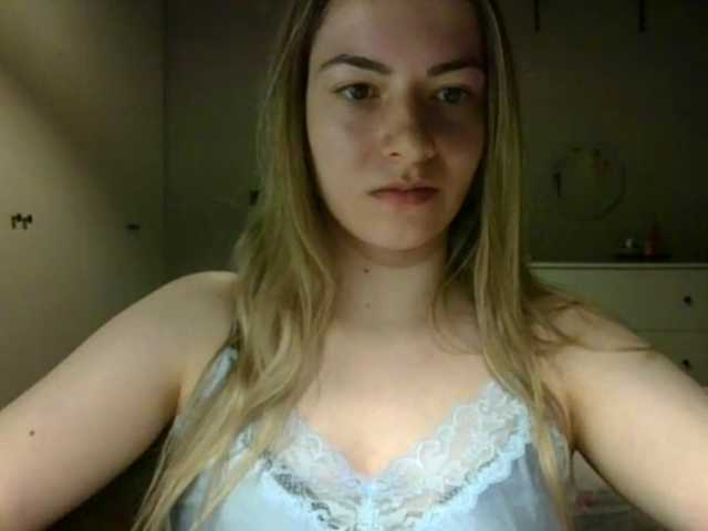 RosieJune live cam on BongaCams