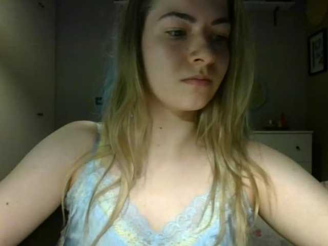 RosieJune live cam on BongaCams