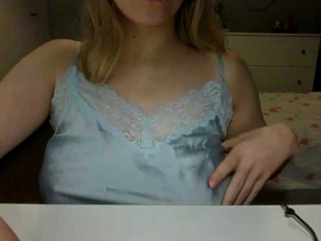 RosieJune live cam on BongaCams
