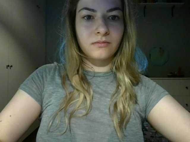 RosieJune live cam on BongaCams
