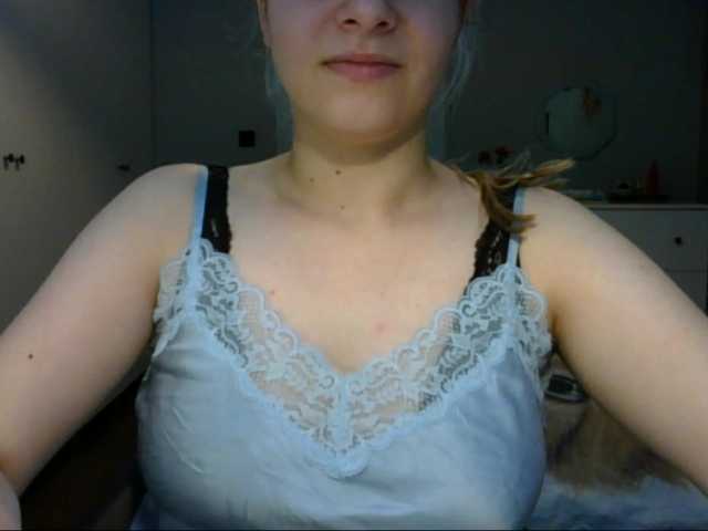 RosieJune live cam on BongaCams
