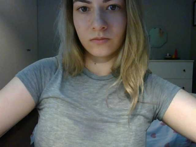 RosieJune live cam on BongaCams