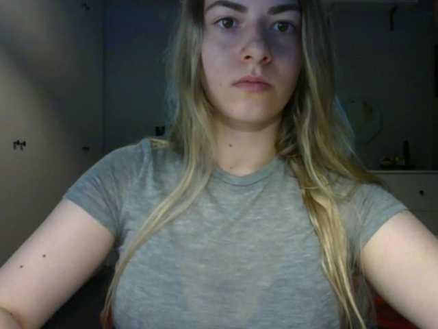 RosieJune live cam on BongaCams