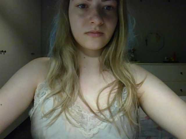 RosieJune live cam on BongaCams