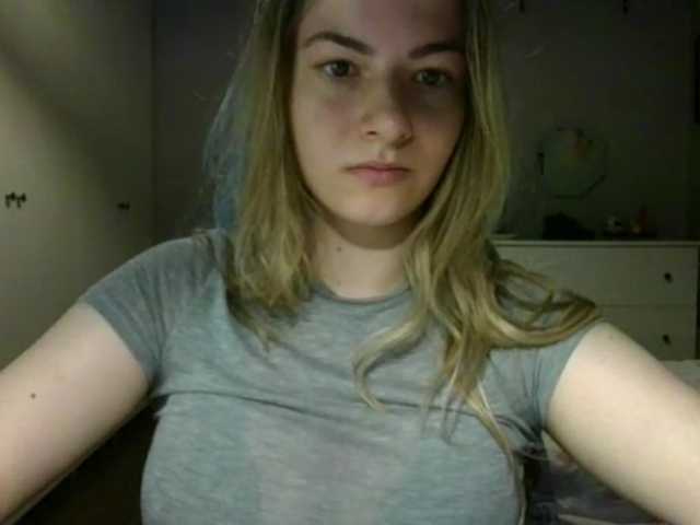 RosieJune live cam on BongaCams
