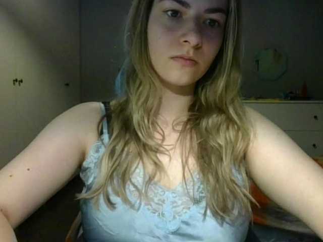 RosieJune live cam on BongaCams