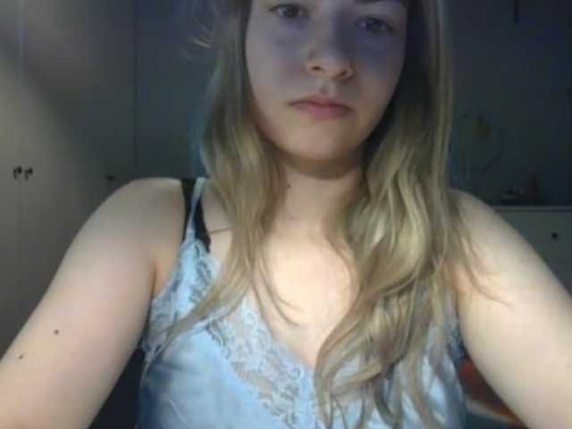 RosieJune live cam on BongaCams