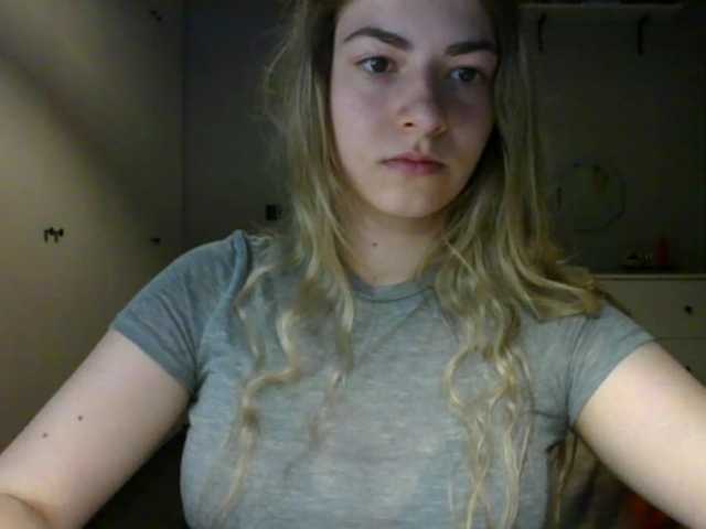 RosieJune live cam on BongaCams
