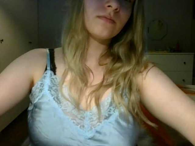 RosieJune live cam on BongaCams