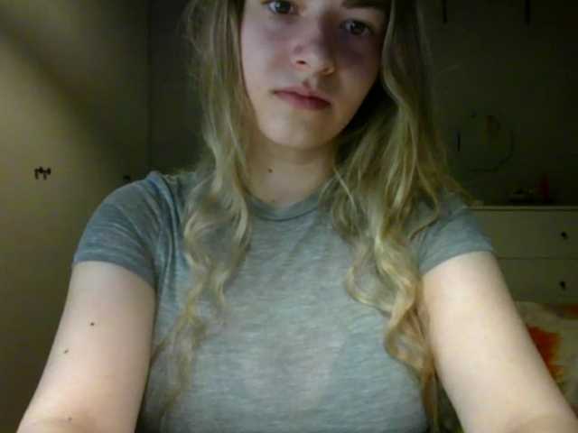 RosieJune live cam on BongaCams