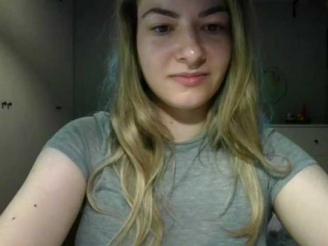 RosieJune live cam preview
