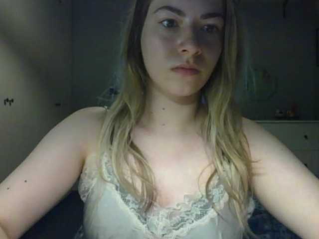 RosieJune live cam on BongaCams