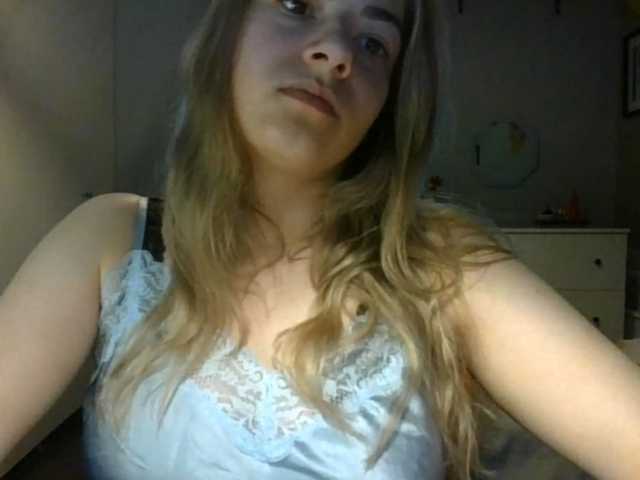 RosieJune live cam on BongaCams