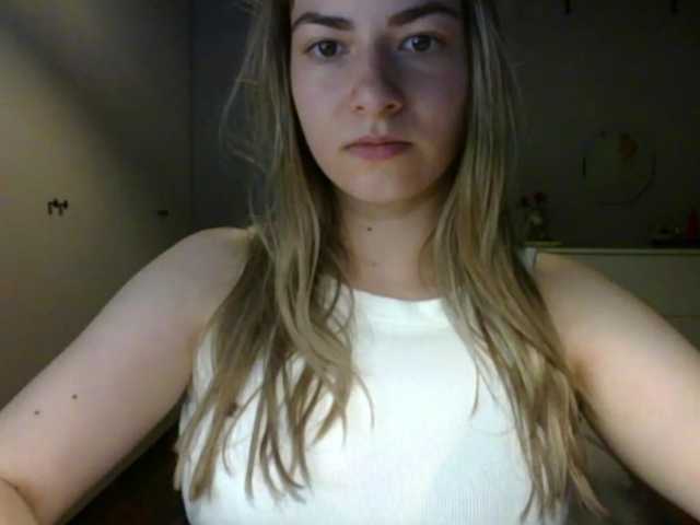 RosieJune live webcam show